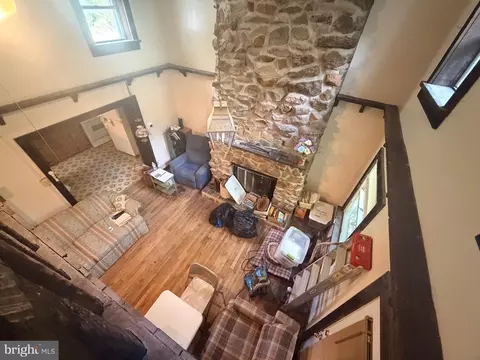 Entry Way - 559 Marley Rd, Elkton, MD 21921 photo 4 of 5