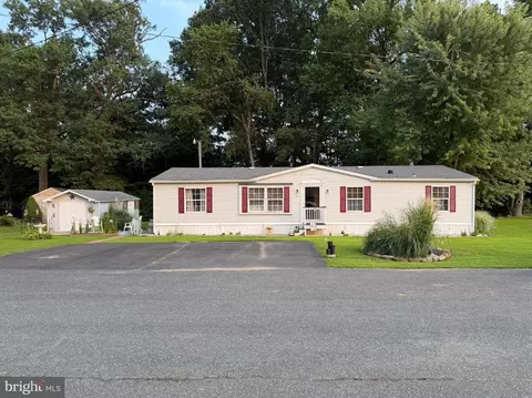 14 Buddy Blvd, Chesapeake City, MD 21915