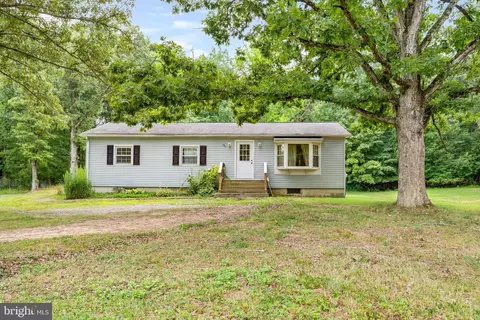 596 Nottingham Rd, Elkton, MD 21921