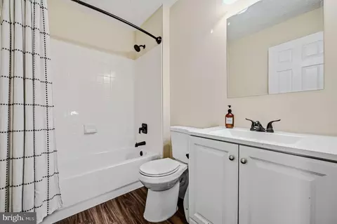 Bath - 436 Buttonwoods Rd, Elkton, MD 21921 photo 2 of 2