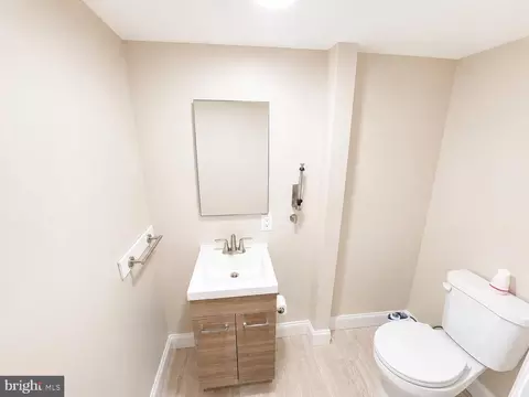 Bath - 344 W Main St, Elkton, MD 21921 photo 1 of 7