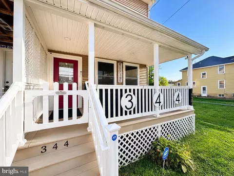 Exterior - 344 W Main St, Elkton, MD 21921 photo 5 of 7