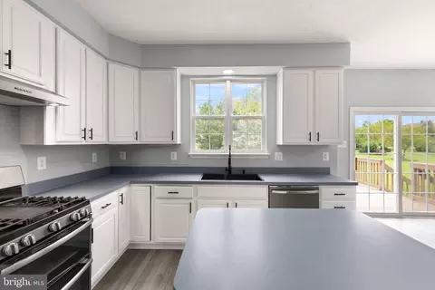 Kitchen - 185 Longview Dr, Elkton, MD 21921 photo 3 of 3