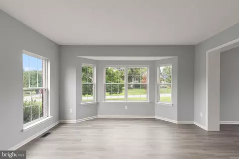 Living - 185 Longview Dr, Elkton, MD 21921 photo 1 of 6