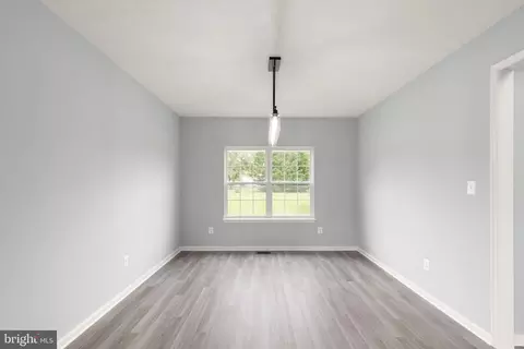 Entry Way - 185 Longview Dr, Elkton, MD 21921 photo 2 of 13