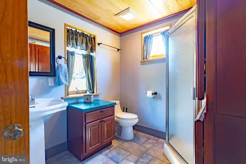 Bath - 144 S Park Dr, Earleville, MD 21919 photo 1 of 2