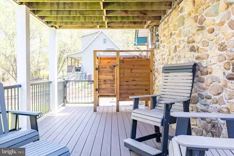 Exterior - 144 S Park Dr, Earleville, MD 21919 photo 4 of 8