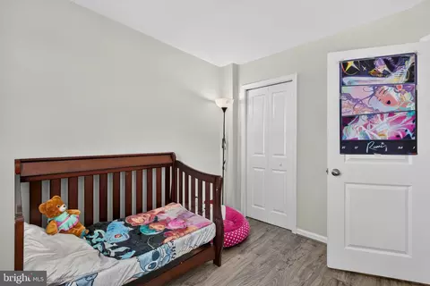 Bedroom - 18 Marsh Ln, Elkton, MD 21921 photo 4 of 4