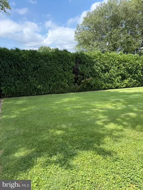 Exterior - 303 Hermitage Dr, Elkton, MD 21921 photo 2 of 2