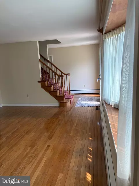Living - 303 Hermitage Dr, Elkton, MD 21921 photo 3 of 3