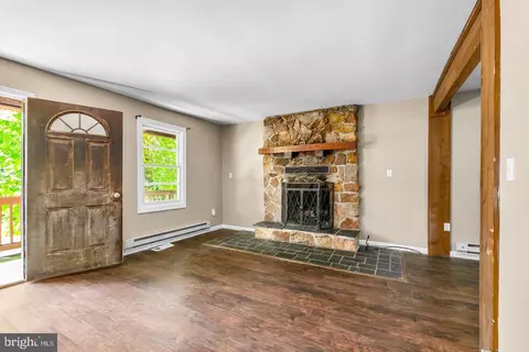 Living - 99 E Lewis Shore Rd, Elkton, MD 21921 photo 1 of 3