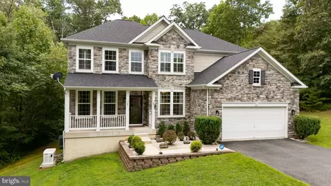 8 Marilyn Dr, North East, MD 21901