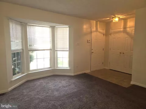 Living - 422 Buttonwoods Rd, Elkton, MD 21921 photo 2 of 5