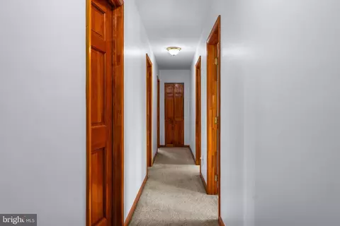 Entry Way - 39 Long Dr, Elkton, MD 21921 photo 2 of 2