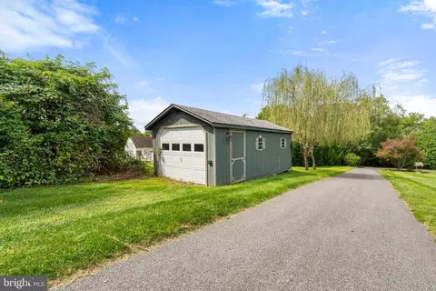 Exterior - 39 Long Dr, Elkton, MD 21921 photo 6 of 7