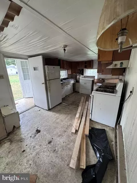 976 Warburton Rd, Elkton, MD 21921 photo 3