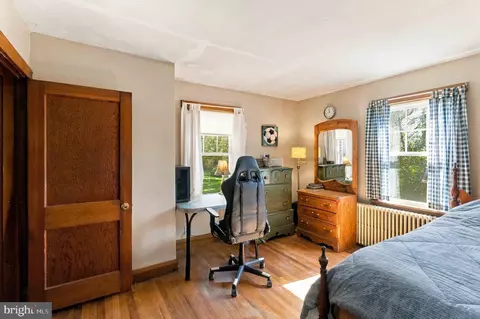 Bedroom - 616 Conowingo Rd, Conowingo, MD 21918 photo 4 of 7