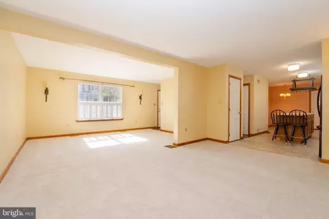 Living - Undisclosed, Elkton, MD 21921 photo 6 of 7