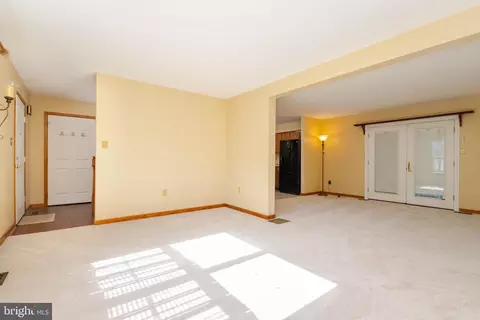 Living - Undisclosed, Elkton, MD 21921 photo 4 of 7