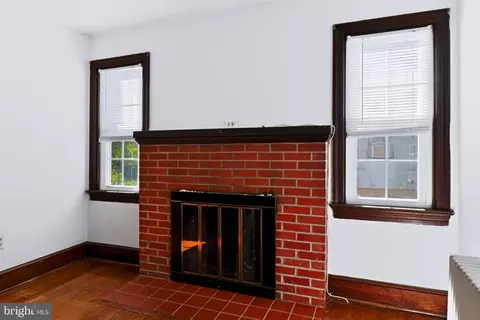 Living - 460 Bow St, Elkton, MD 21921 photo 3 of 3