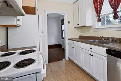 Kitchen - 460 Bow St, Elkton, MD 21921 photo 1 of 3