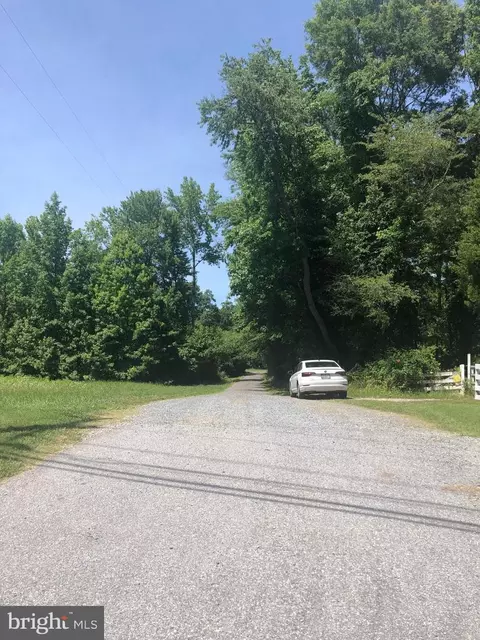 Opals Place, White Plains, MD 20695