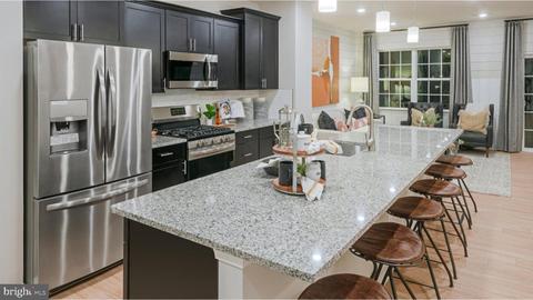 6957 Farragut Dr, Bryans Road, MD 20616