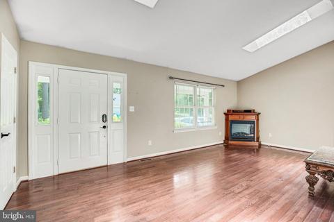 14750 Jennifer Ct, Swan Point, MD 20645 photo 4