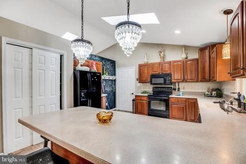 14750 Jennifer Ct, Swan Point, MD 20645 photo 8