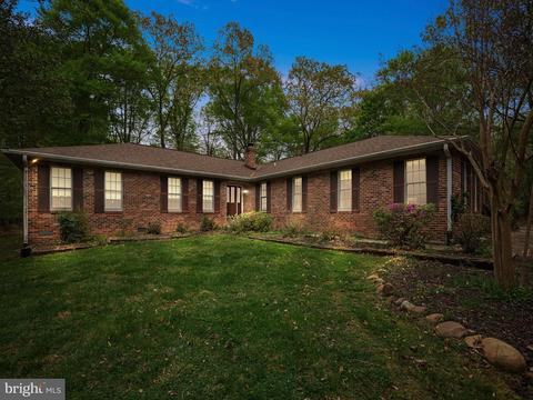 8845 Redbay Run, Bel Alton, MD 20611