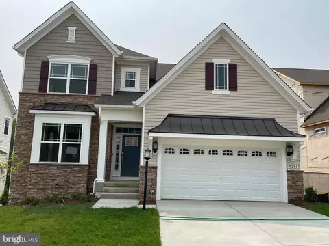 4290 Shakespeare Cir, White Plains, MD 20695