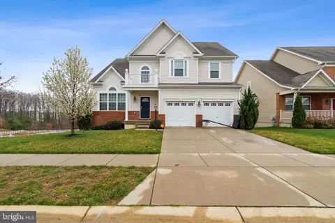 11262 Saint Christopher Dr, White Plains, MD 20695