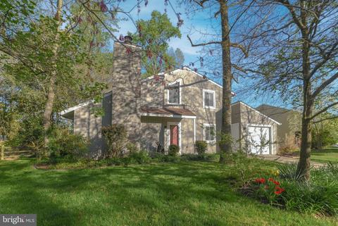 2130 Duckwalk Ct, Waldorf, MD 20602