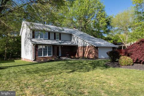 120 E Quail Ln, La Plata, MD 20646