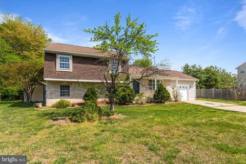 102 Lelia Ct, La Plata, MD 20646