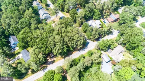 11737 Wollaston Cir, Issue, MD 20645