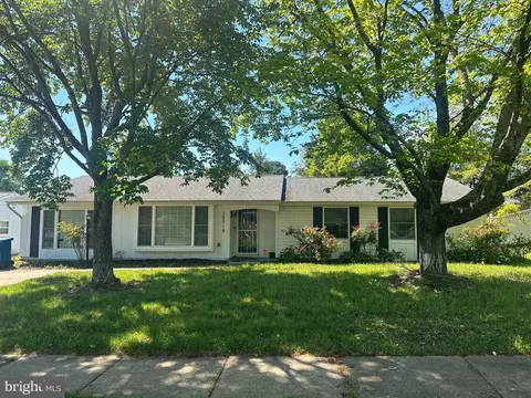 12719 Country Ln, Waldorf, MD 20601