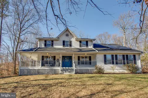 8992 Hillary Ct, La Plata, MD 20646