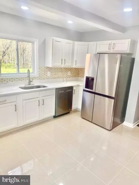 14840 K Hoffman Rd, Waldorf, MD 20601 photo 3