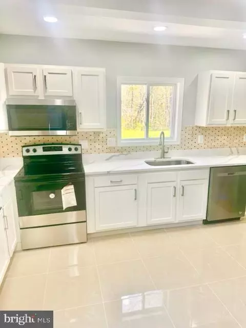 14840 K Hoffman Rd, Waldorf, MD 20601 photo 4