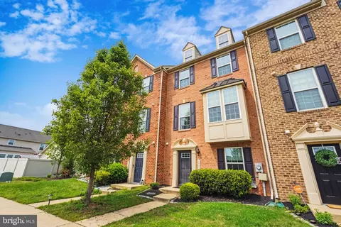 5406 Saint Rita Dr, Waldorf, MD 20602