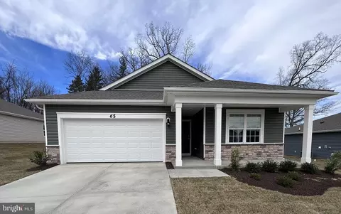 351 Forest Edge Ave, La Plata, MD 20646