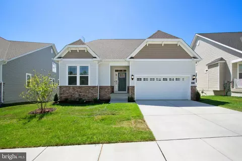4085 Zion St, White Plains, MD 20695