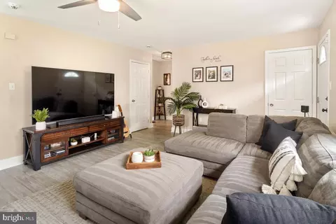 13812 Booth Pl, Waldorf, MD 20601 photo 7