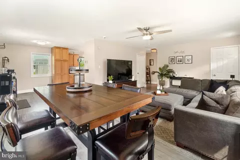 13812 Booth Pl, Waldorf, MD 20601 photo 10