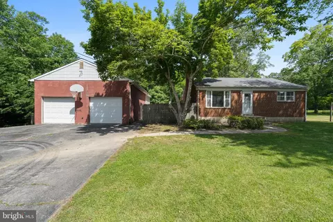 3230 Green Meadows Dr, Indian Head, MD 20640