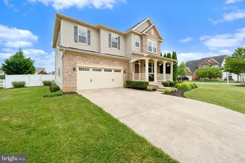 5025 Royal Birkdale Ave, Waldorf, MD 20602