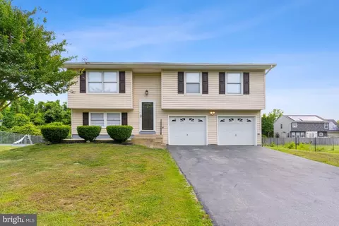 9423 Fendall Ln, Newburg, MD 20664