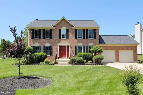 2301 Knotweed Ct, Waldorf, MD 20603