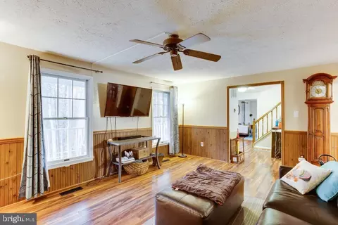 10024 Spring Oak Ct, La Plata, MD 20646 photo 5
